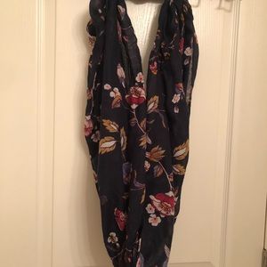 Navy blue printed scarf